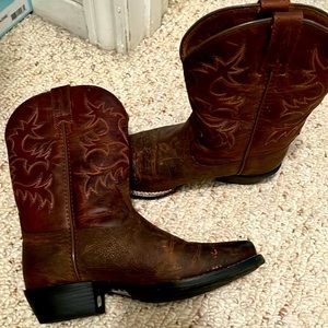 Kids size 4LR Ariat boots